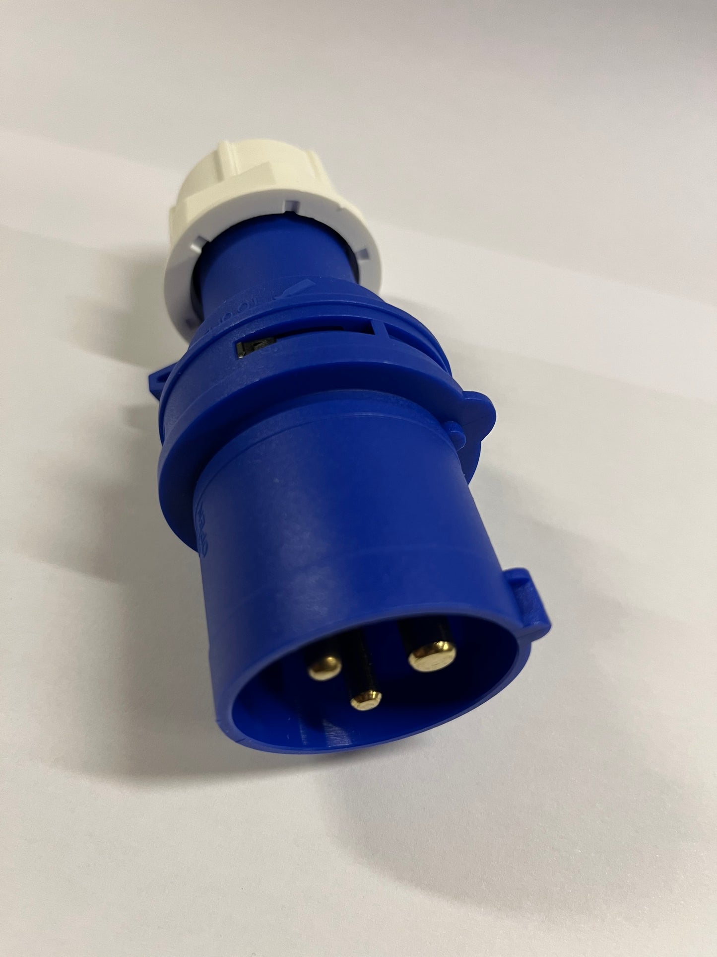 16A 2P+E 230V Plug IP44